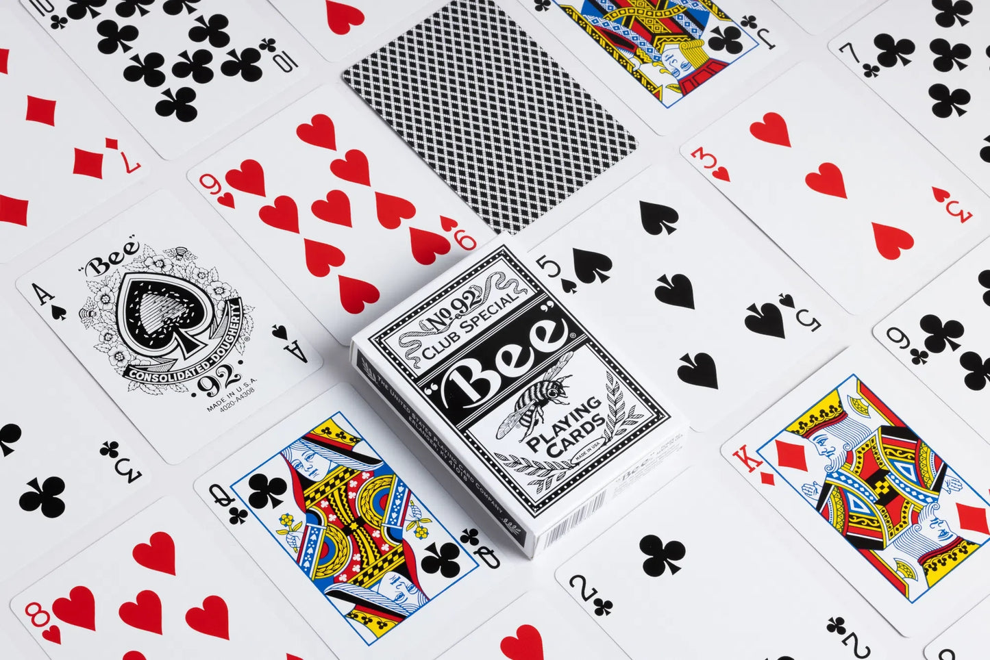 Bee Black Signature Edition Playing Cards